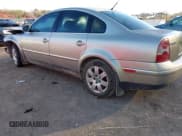 ✅ 2005 Volkswagen Passat GLS • VIN: WVWAE63B45P012379 • Lot: 43690425. Listed on IAAI with 225,570 mi. Free auction sales archive from the USA and detailed vehicle history report at DreamBid. Image 3.