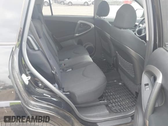 ✅ 2007 Toyota RAV4 Sport • VIN: JTMZD32V775073210 • Лот: 43716645. Опубликован ранее на IAAI с пробегом 147 865 миль. Бесплатный доступ к архиву аукционных продаж из США и подробный отчёт об истории автомобиля на DreamBid. Изображение 8.