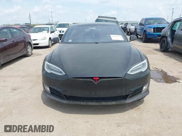 ✅ 2019 Tesla Model S 75D • VIN: 5YJSA1E25KF311319 • Лот: 43009074. Опубликован ранее на IAAI с пробегом 81 285 миль. Бесплатный доступ к архиву аукционных продаж из США и подробный отчёт об истории автомобиля на DreamBid. Изображение 13.