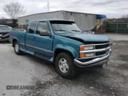 ✅ 1997 Chevrolet Silverado 1500 • VIN: 1GBEK19R4VE163952 • Лот: 93273245. Опубликован ранее на Copart с пробегом 136 497 миль. Бесплатный доступ к архиву аукционных продаж из США и подробный отчёт об истории автомобиля на DreamBid. Изображение 13.