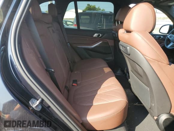 ✅ 2023 BMW X5 xDrive40i • VIN: 5UXCR6C08P9P77466 • Lot: 80778245. Wystawiony na Copart z przebiegiem 34 941 mil. Bezpłatny archiwum sprzedaży aukcyjnych z USA i szczegółowy raport historii pojazdu na DreamBid. Zdjęcie 11.