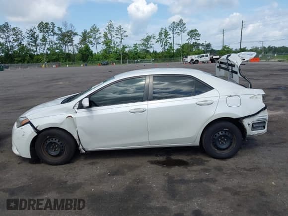 ✅ 2016 Toyota Corolla LE Eco • VIN: 5YFBPRHEXGP470609 • Lot: 42458683. Wystawiony na IAAI z przebiegiem 137 758 mil. Bezpłatny archiwum sprzedaży aukcyjnych z USA i szczegółowy raport historii pojazdu na DreamBid. Zdjęcie 14.
