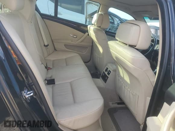 ✅ 2008 BMW 5 Series 528i • VIN: WBANU53528C117259 • Lot: 92002865. Listed on Copart with 106,255 mi. Free auction sales archive from the USA and detailed vehicle history report at DreamBid. Image 10.