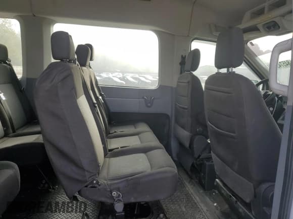 ✅ 2017 Ford Transit XL • VIN: 1FBAX2CM5HKA93788 • Лот: 84574935. Опубликован ранее на Copart с пробегом 231 769 миль. Бесплатный доступ к архиву аукционных продаж из США и подробный отчёт об истории автомобиля на DreamBid. Изображение 11.