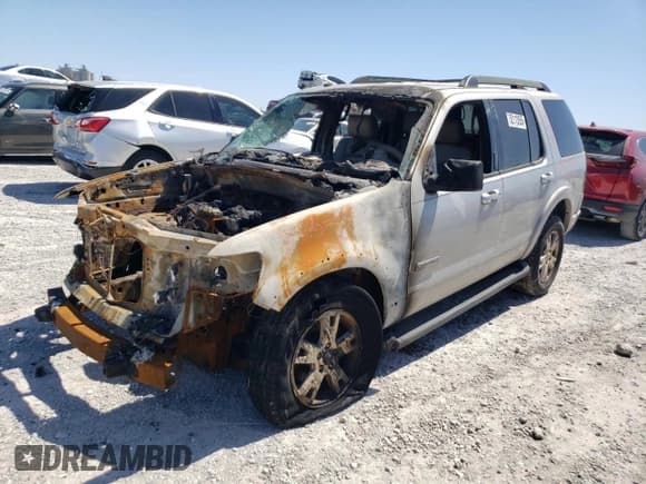 ✅ 2007 Ford Explorer XLT • VIN: 1FMEU63E17UA83635 • Lot: 52113555. Listed on Copart with Not provided. Free auction sales archive from the USA and detailed vehicle history report at DreamBid. Image 1.