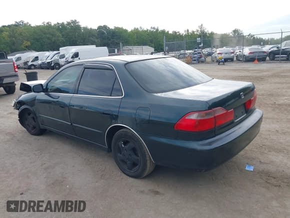 ✅ 1999 Honda Accord EX • VIN: JHMCG6676XC014816 • Лот: 43099153. Опубликован ранее на IAAI с пробегом 224 912 миль. Бесплатный доступ к архиву аукционных продаж из США и подробный отчёт об истории автомобиля на DreamBid. Изображение 3.