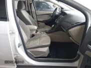 ✅ 2014 Ford Focus SE • VIN: 1FADP3F20EL431098 • Lot: 43540610. Listed on IAAI with 122,155 mi. Free auction sales archive from the USA and detailed vehicle history report at DreamBid. Image 5.