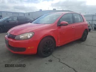 ✅ 2012 Volkswagen Golf • VIN: WVWDB7AJ7CW172801 • Lot: 85202455. Wystawiony na Copart z przebiegiem 173 082 mil. Bezpłatny archiwum sprzedaży aukcyjnych z USA i szczegółowy raport historii pojazdu na DreamBid. Zdjęcie 1.