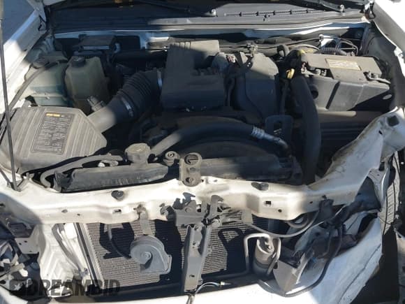 ✅ 2012 Chevrolet Colorado Work Truck • VIN: 1GCESBFE0C8133104 • Лот: 43453752. Опубликован ранее на IAAI с пробегом 215 546 миль. Бесплатный доступ к архиву аукционных продаж из США и подробный отчёт об истории автомобиля на DreamBid. Изображение 10.