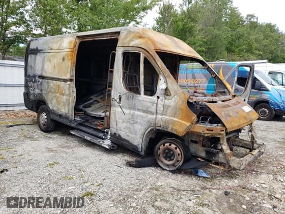 ✅ 2020 Ram ProMaster Cargo • VIN: 3C6URVJG6LE145143 • Lot: 95750805. Listed on Copart with Not provided. Free auction sales archive from the USA and detailed vehicle history report at DreamBid. Image 4.