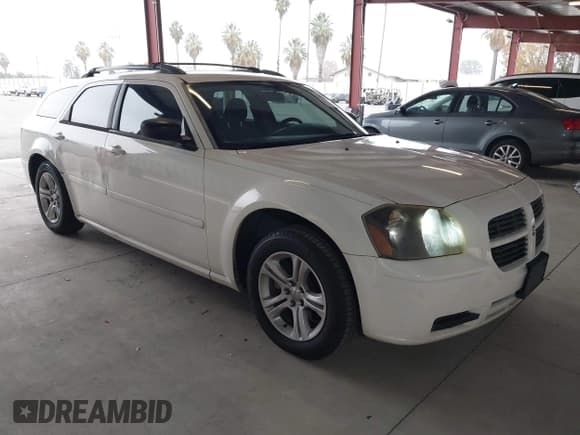 ✅ 2006 Dodge Magnum • VIN: 2D8FV47T66H349463 • Lot: 43886813. Listed on IAAI with 139,384 mi. Free auction sales archive from the USA and detailed vehicle history report at DreamBid. Image 1.