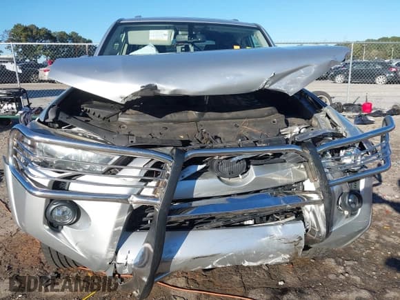 ✅ 2016 Toyota 4Runner SR5 • VIN: JTEZU5JR9G5116070 • Lot: 43488346. Wystawiony na IAAI z przebiegiem 153 337 mil. Bezpłatny archiwum sprzedaży aukcyjnych z USA i szczegółowy raport historii pojazdu na DreamBid. Zdjęcie 12.