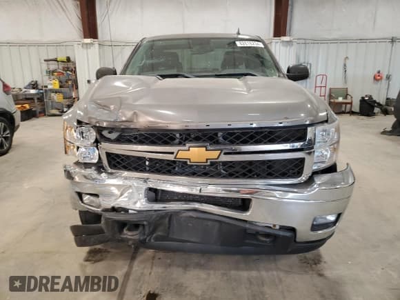✅ 2012 Chevrolet Silverado 2500HD LT • VIN: 1GC2KXCG9CZ269599 • Lot: 82616234. Wystawiony na Copart z przebiegiem 184 915 mil. Bezpłatny archiwum sprzedaży aukcyjnych z USA i szczegółowy raport historii pojazdu na DreamBid. Zdjęcie 5.