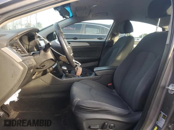 ✅ 2018 Hyundai Sonata Sport Plus • VIN: 5NPE34AF1JH691891 • Лот: 92011285. Опубликован ранее на Copart с пробегом 145 335 миль. Бесплатный доступ к архиву аукционных продаж из США и подробный отчёт об истории автомобиля на DreamBid. Изображение 7.