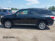 ✅ 2011 Toyota Highlander • VIN: 5TDZK3EH5BS037580 • Лот: 42915969. Опубликован ранее на IAAI с пробегом 239 192 миль. Бесплатный доступ к архиву аукционных продаж из США и подробный отчёт об истории автомобиля на DreamBid. Изображение 14.