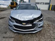 ✅ 2017 Chevrolet Cruze LT • VIN: 1G1BE5SM4H7172597 • Lot: 60172392. Listed on Copart with 137,127 mi. Free auction sales archive from the USA and detailed vehicle history report at DreamBid. Image 9.