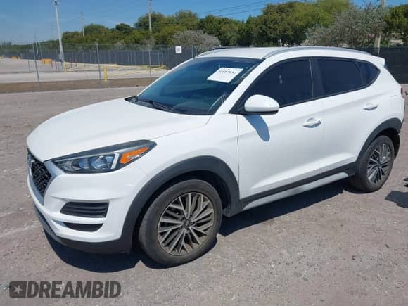 2020 Hyundai Tucson SEL с VIN KM8J33ALXLU197516, выставлен на аукционе IAAI как лот 41857132 с пробегом 27 350 миль миль и . История ставок и продаж доступна на DreamBid. Изображение 2.