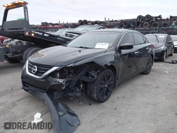 ✅ 2017 Nissan Altima S • VIN: 1N4AL3AP9HC485764 • Лот: 43578917. Опубликован ранее на IAAI с пробегом 141 922 миль. Бесплатный доступ к архиву аукционных продаж из США и подробный отчёт об истории автомобиля на DreamBid. Изображение 17.