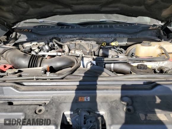 ✅ 2017 Ford F-250 Lariat • VIN: 1FT7W2BT8HEF06447 • Lot: 92582245. Wystawiony na Copart z przebiegiem 214 474 mil. Bezpłatny archiwum sprzedaży aukcyjnych z USA i szczegółowy raport historii pojazdu na DreamBid. Zdjęcie 11.