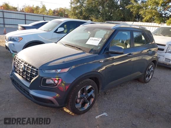 ✅ 2025 Hyundai Venue SEL • VIN: KMHRC8A34SU367299 • Lot: 43648814. Listed on IAAI with 19,689 mi. Free auction sales archive from the USA and detailed vehicle history report at DreamBid. Image 2.
