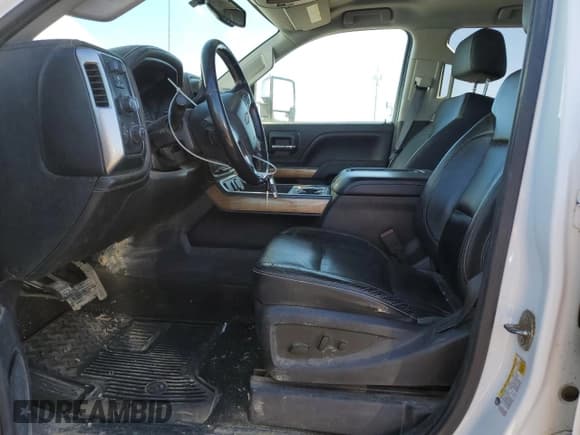 ✅ 2015 Chevrolet Silverado 2500HD LTZ • VIN: 1GC1KWEG3FF616207 • Lot: 42385845. Wystawiony na Copart z przebiegiem 125 874 mil. Bezpłatny archiwum sprzedaży aukcyjnych z USA i szczegółowy raport historii pojazdu na DreamBid. Zdjęcie 7.