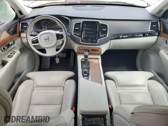 ✅ 2019 Volvo XC90 Inscription • VIN: YV4A22PL7K1488013 • Lot: 54971535. Listed on Copart with 81,804 mi. Free auction sales archive from the USA and detailed vehicle history report at DreamBid. Image 8.