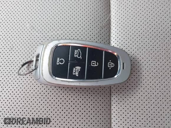 2023 Hyundai Tucson SEL with VIN 5NMJFCAE8PH170843, listed as a IAAI auction lot 43267312 with 42,067 mi miles and . Bid and sale history available at DreamBid. Image 11.