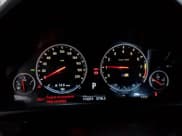 ✅ 2015 BMW M5 • VIN: WBSFV9C55FD594702 • Лот: 80828985. Опубликован ранее на Copart с пробегом 113 374 миль. Бесплатный доступ к архиву аукционных продаж из США и подробный отчёт об истории автомобиля на DreamBid. Изображение 9.