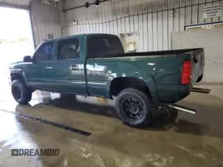2003 Chevrolet Silverado 1500HD LS с VIN 1GCGK13U03F182068, выставлен на аукционе Copart как лот 69954575 с пробегом 235 287 миль миль и Списание • Salvage title. История ставок и продаж доступна на DreamBid. Изображение 2.