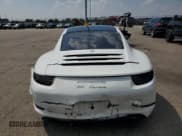 ✅ 2015 Porsche 911 Carrera • VIN: WP0AA2A90FS106651 • Lot: 68900045. Wystawiony na Copart z przebiegiem 117 807 mil. Bezpłatny archiwum sprzedaży aukcyjnych z USA i szczegółowy raport historii pojazdu na DreamBid. Zdjęcie 6.