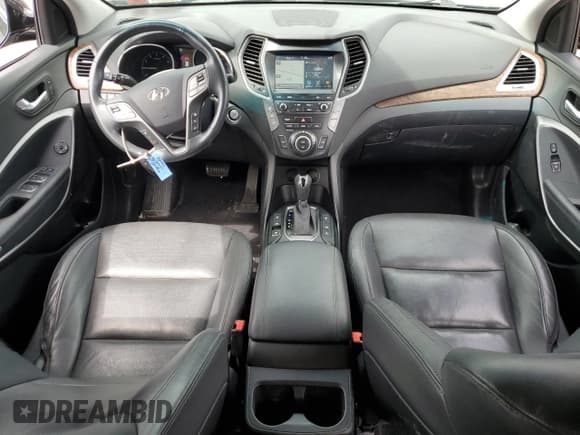 ✅ 2019 Hyundai Santa Fe Limited Ultimate • VIN: KM8SRDHF9KU306703 • Lot: 64034923. Wystawiony na Copart z przebiegiem 46 123 mil. Bezpłatny archiwum sprzedaży aukcyjnych z USA i szczegółowy raport historii pojazdu na DreamBid. Zdjęcie 8.