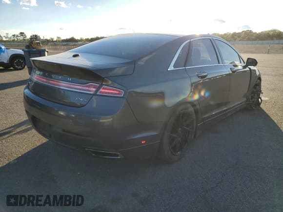 ✅ 2016 Lincoln MKZ • VIN: 3LN6L2J92GR616301 • Lot: 90213565. Listed on Copart with 70,744 mi. Free auction sales archive from the USA and detailed vehicle history report at DreamBid. Image 3.