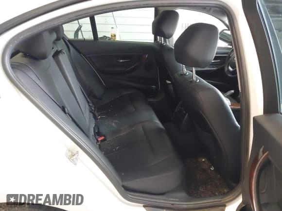 ✅ 2014 BMW 3 Series 328d • VIN: WBA3D3C55EF099345 • Лот: 43224041. Опубликован ранее на IAAI с пробегом 175 094 миль. Бесплатный доступ к архиву аукционных продаж из США и подробный отчёт об истории автомобиля на DreamBid. Изображение 8.