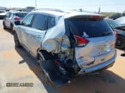 ✅ 2018 Nissan Rogue SV • VIN: JN8AT2MT1JW464395 • Лот: 42213712. Опубликован ранее на IAAI с пробегом 121 173 миль. Бесплатный доступ к архиву аукционных продаж из США и подробный отчёт об истории автомобиля на DreamBid. Изображение 6.