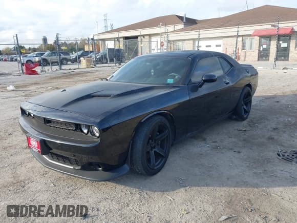 ✅ 2016 Dodge Challenger R/T Scat Pack • VIN: 2C3CDZFJ9GH235822 • Lot: 43556313. Wystawiony na IAAI z przebiegiem Nie podano. Bezpłatny archiwum sprzedaży aukcyjnych z USA i szczegółowy raport historii pojazdu na DreamBid. Zdjęcie 2.