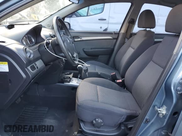 ✅ 2009 Chevrolet Aveo 1LT • VIN: KL1TD56E29B368903 • Lot: 48169405. Wystawiony na Copart z przebiegiem 97 489 mil. Bezpłatny archiwum sprzedaży aukcyjnych z USA i szczegółowy raport historii pojazdu na DreamBid. Zdjęcie 7.