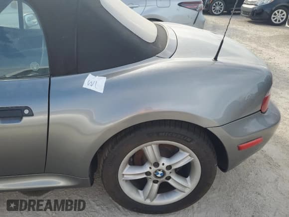 ✅ 2002 BMW Z3 2.5 • VIN: 4USCN33422LK51029 • Lot: 74471984. Wystawiony na Copart z przebiegiem Nie podano. Bezpłatny archiwum sprzedaży aukcyjnych z USA i szczegółowy raport historii pojazdu na DreamBid. Zdjęcie 12.