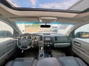 ✅ 2011 Toyota Sequoia Limited • VIN: 5TDJY5G16BS043718 • Lot: 65096985. Listed on Copart with 237,003 mi. Free auction sales archive from the USA and detailed vehicle history report at DreamBid. Image 9.