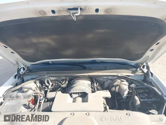 ✅ 2015 GMC Yukon XL SLE • VIN: 1GKS1GKC6FR646531 • Lot: 42555181. Wystawiony na IAAI z przebiegiem 164 811 mil. Bezpłatny archiwum sprzedaży aukcyjnych z USA i szczegółowy raport historii pojazdu na DreamBid. Zdjęcie 10.