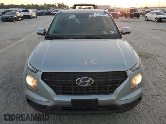 ✅ 2021 Hyundai Venue SE • VIN: KMHRB8A30MU099227 • Lot: 77650044. Listed on Copart with 101,818 mi. Free auction sales archive from the USA and detailed vehicle history report at DreamBid. Image 5.