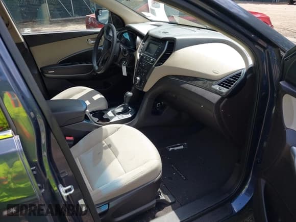 ✅ 2017 Hyundai Santa Fe 2.4L • VIN: 5XYZTDLB9HG441313 • Lot: 42742060. Listed on IAAI with 68,089 mi. Free auction sales archive from the USA and detailed vehicle history report at DreamBid. Image 5.