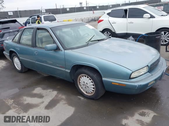 ✅ 1995 Buick Regal • VIN: 2G4WF52L0S1483229 • Lot: 43635500. Listed on IAAI with 55,868 mi. Free auction sales archive from the USA and detailed vehicle history report at DreamBid. Image 1.