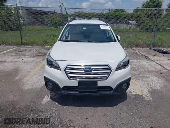 ✅ 2016 Subaru Outback Premium • VIN: 4S4BSACC8G3284481 • Lot: 42340957. Listed on IAAI with 60,810 mi. Free auction sales archive from the USA and detailed vehicle history report at DreamBid. Image 12.