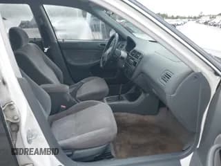 ✅ 1998 Honda Civic LX • VIN: 1HGEJ667XWL034630 • Lot: 43572927. Listed on IAAI with 220,417 mi. Free auction sales archive from the USA and detailed vehicle history report at DreamBid. Image 5.