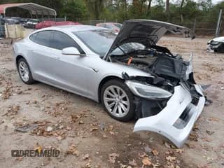✅ 2017 Tesla Model S 60 • VIN: 5YJSA1E18HF188955 • Лот: 43414602. Опубликован ранее на IAAI с пробегом 95 229 миль. Бесплатный доступ к архиву аукционных продаж из США и подробный отчёт об истории автомобиля на DreamBid. Изображение 1.