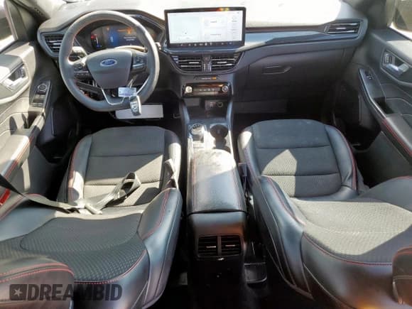 ✅ 2024 Ford Escape ST-Line • VIN: 1FMCU0MN4RUA15724 • Lot: 82097495. Wystawiony na Copart z przebiegiem 39 917 mil. Bezpłatny archiwum sprzedaży aukcyjnych z USA i szczegółowy raport historii pojazdu na DreamBid. Zdjęcie 8.