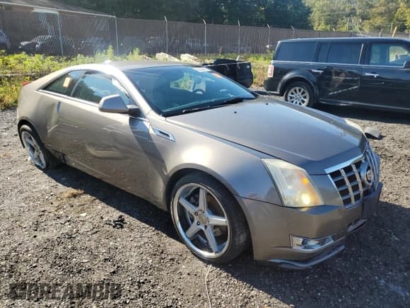 ✅ 2012 Cadillac CTS Performance • VIN: 1G6DK1E37C0154538 • Lot: 85532665. Listed on Copart with 185,994 mi. Free auction sales archive from the USA and detailed vehicle history report at DreamBid. Image 4.