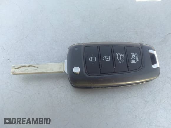 ✅ 2022 Hyundai Accent SE • VIN: 3KPC24A64NE177425 • Lot: 41524391. Wystawiony na IAAI z przebiegiem 10 970 mil. Bezpłatny archiwum sprzedaży aukcyjnych z USA i szczegółowy raport historii pojazdu na DreamBid. Zdjęcie 11.