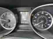 ✅ 2018 Hyundai Santa Fe 2.4L • VIN: 5XYZUDLBXJG555436 • Lot: 38876983. Wystawiony na Copart z przebiegiem 102 667 mil mil. Skorzystaj z bezpłatnego archiwum sprzedaży aukcyjnych z USA i zobacz szczegółowy raport historii pojazdu na DreamBid. Zdjęcie 9.