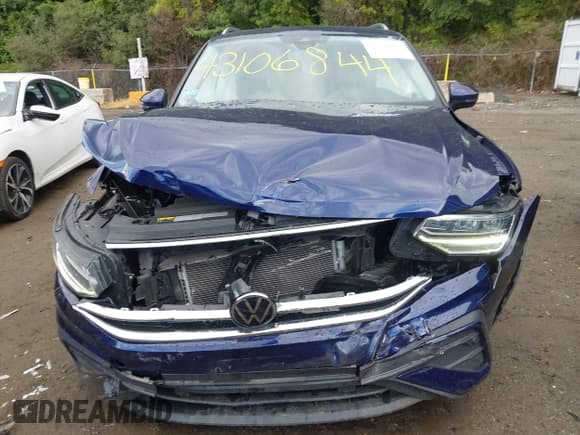 ✅ 2022 Volkswagen Tiguan SE • VIN: 3VV2B7AX3NM043163 • Lot: 43106844. Wystawiony na IAAI z przebiegiem 38 953 mil. Bezpłatny archiwum sprzedaży aukcyjnych z USA i szczegółowy raport historii pojazdu na DreamBid. Zdjęcie 12.